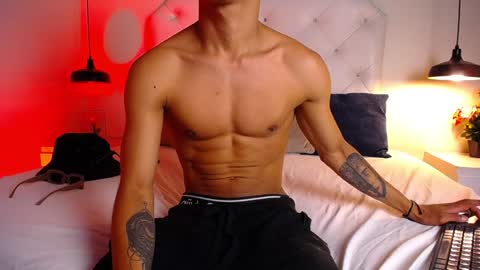 Chris Weell online show from December 2024 08:11:01 PM