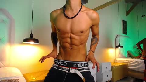 Chris Weell online show from February 2025 12:41:01 AM