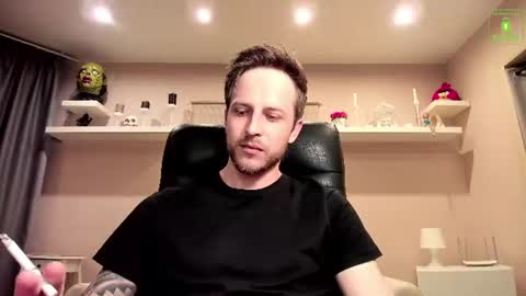 Chris online show from June 2026 11:35:02 PM