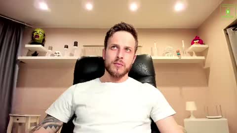 Snapshot of chriscarrey chatting on July 2026 10:16:02 PM Chris online show from July 2026 10:16:02 PM