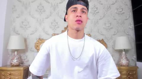 Snapshot of chrismckay_ chatting on December 2025 06:58:01 PM Chris online show from December 2025 06:58:01 PM