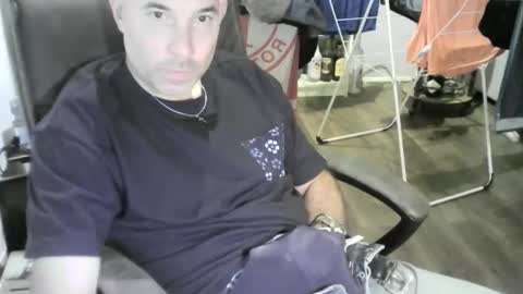 chrisprngr online show from September 2025 04:40:02 PM