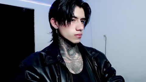 Snapshot of chriss_opp chatting on February 2025 09:50:02 PM CHRIS INDEPENT MODEL online show from February 2025 09:50:02 PM