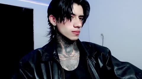 Snapshot of chriss_opp chatting on February 2025 08:06:02 AM CHRIS INDEPENT MODEL online show from February 2025 08:06:02 AM