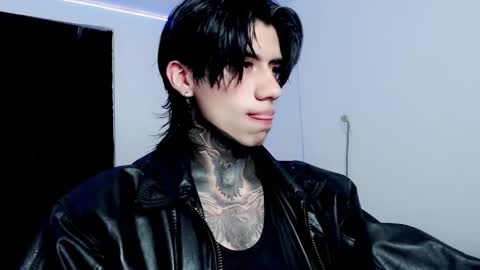 Snapshot of chriss_opp chatting on February 2025 03:03:01 PM CHRIS INDEPENT MODEL online show from February 2025 03:03:01 PM