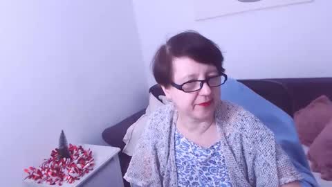 Christa online show from December 2024 01:38:02 PM