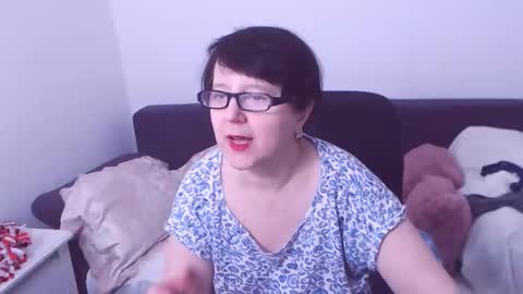 Christa online show from January 2025 07:21:01 PM