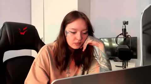 Kristi online show from March 2026 09:38:02 AM