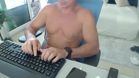 Michael USA online show from April 2026 04:42:02 PM