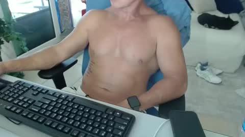 Michael USA online show from April 2026 03:27:02 PM