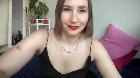 Snapshot of christina_rosse chatting on May 2026 05:43:01 PM christina rosse online show from May 2026 05:43:01 PM