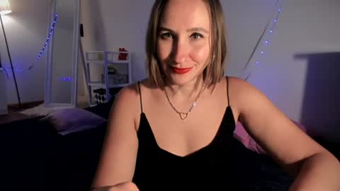 Snapshot of christina_rosse chatting on July 2026 05:29:02 PM christina rosse online show from July 2026 05:29:02 PM