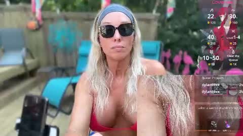 Snapshot of christinabruce chatting on July 2026 02:12:02 PM Chris Tina Bruce online show from July 2026 02:12:02 PM