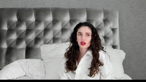 christinaconte online show from March 2025 05:50:02 PM