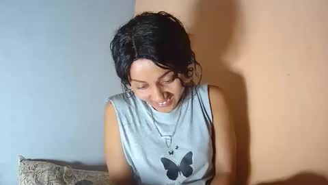 christine213 online show from October 2025 06:48:01 PM