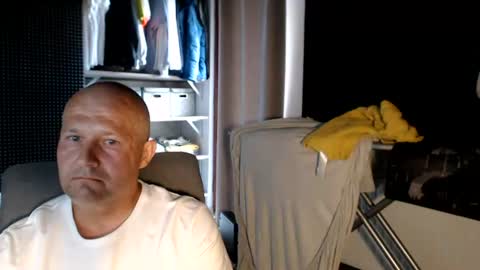 christopher 37763920 online show from July 2026 09:39:01 AM