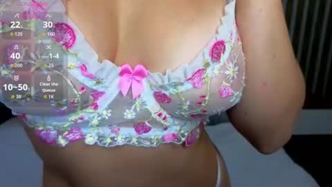 Snapshot of christy_beauty chatting on July 2026 01:59:02 AM Christy online show from July 2026 01:59:02 AM