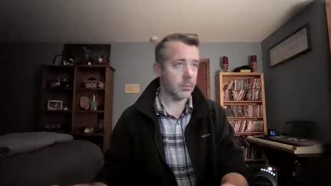 chrisw8121 online show from February 2026 02:34:02 AM