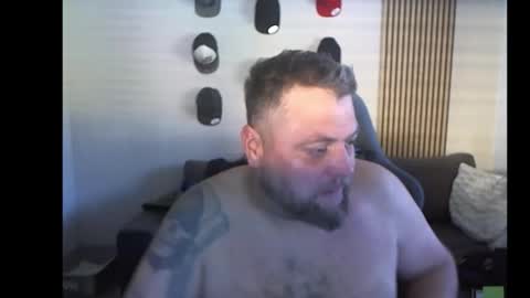 Chrizz online show from December 2025 09:27:01 AM