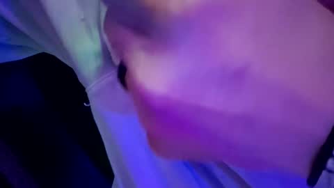 Snapshot of chronicvibez chatting on March 2026 01:02:01 PM chronicvibez online show from March 2026 01:02:01 PM