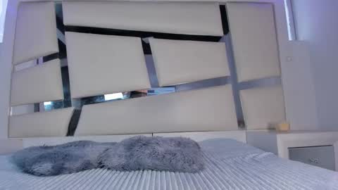 instagram chrystaljade.1 online show from March 2026 01:16:02 PM