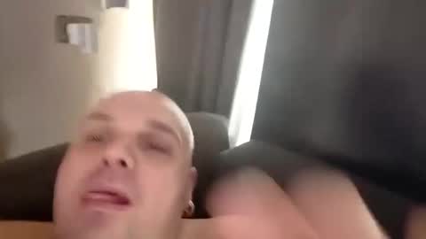 Snapshot of chubbyissy chatting on November 2025 02:48:02 PM Chubbydutch man online show from November 2025 02:48:02 PM