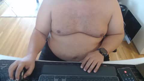 AstorYvr online show from February 2026 08:57:02 PM