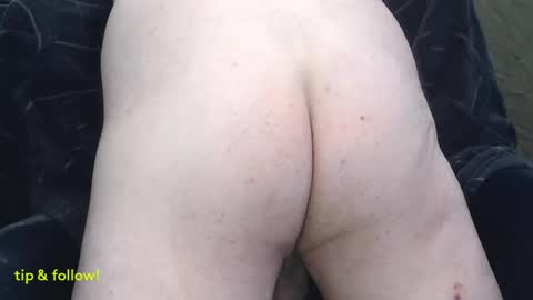 Snapshot of chumpty chatting on December 2024 06:04:02 PM Chumpty online show from December 2024 06:04:02 PM