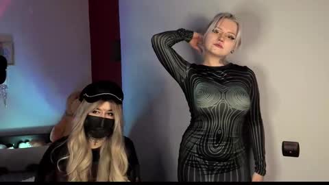 Helen and Teya online show from September 2025 03:01:01 PM