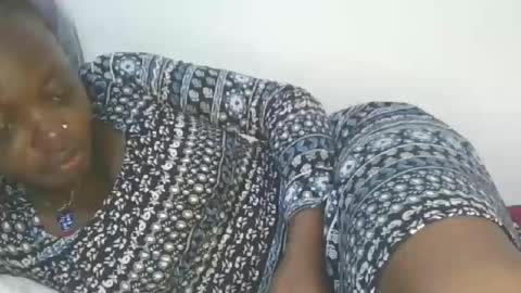 Snapshot of cilia_petite chatting on November 2025 04:51:01 PM cilia petite online show from November 2025 04:51:01 PM