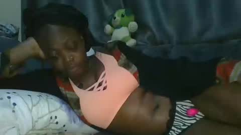 cilia petite online show from June 2026 12:01:02 AM