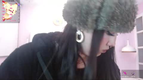 Snapshot of cina_moon chatting on June 2026 12:22:02 PM Cinamoon online show from June 2026 12:22:02 PM