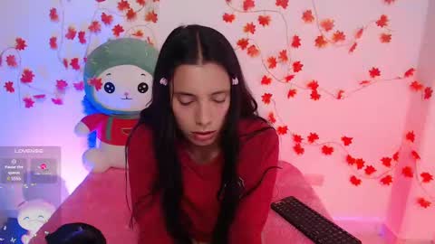 Snapshot of cinderella_lewis chatting on February 2025 02:10:01 PM Sofi Eva and Mey online show from February 2025 02:10:01 PM