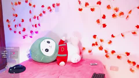 Snapshot of cinderella_lewis chatting on February 2025 08:22:02 AM Sofi Eva and Mey online show from February 2025 08:22:02 AM