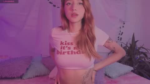 Snapshot of cinderella_lewis chatting on October 2025 03:23:02 PM Sofi Eva and Mey online show from October 2025 03:23:02 PM