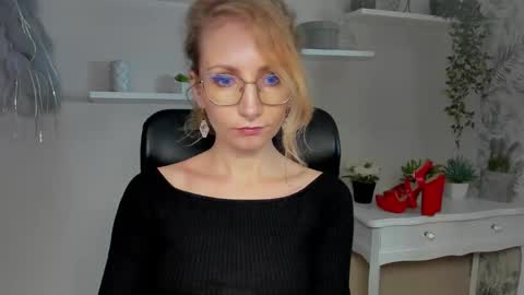 Cinderella online show from February 2026 06:34:01 AM