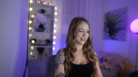 Snapshot of cindy_grey_ chatting on September 2025 06:57:01 PM Cintybaby online show from September 2025 06:57:01 PM