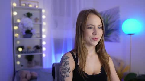 Snapshot of cindy_grey_ chatting on October 2025 07:29:02 PM Cintybaby online show from October 2025 07:29:02 PM