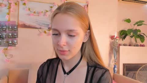 Im Cindy online show from October 2025 06:14:02 AM