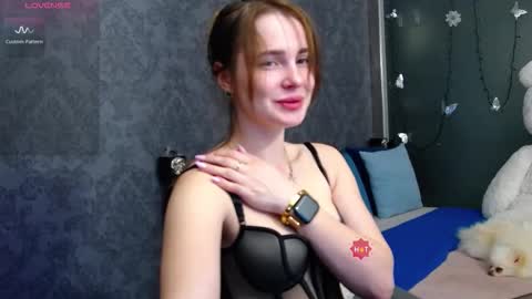 Snapshot of cindywood chatting on October 2025 07:30:02 PM Cindy online show from October 2025 07:30:02 PM