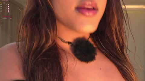 Snapshot of cinnamon__criss chatting on April 2026 11:27:01 PM cinnamon__criss online show from April 2026 11:27:01 PM