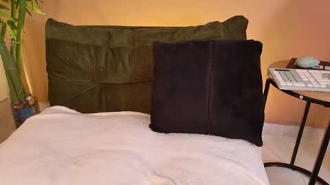 cinnamon_kyla online show from December 2025 12:54:01 PM