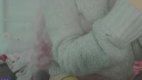 cinnanmoe online show from November 2025 02:15:02 AM