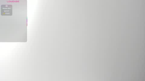 Cintia online show from November 2025 12:05:02 PM