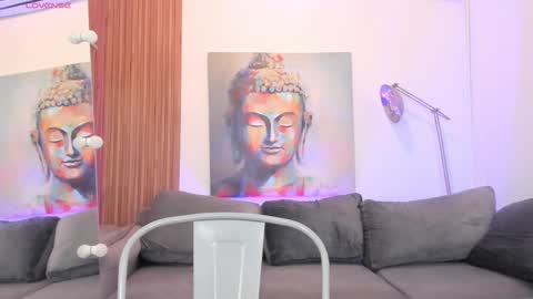 Cintia online show from November 2025 12:16:02 PM