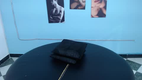 Cinthya online show from January 2026 07:11:01 PM