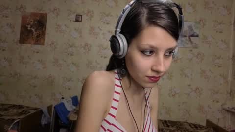 Lisa Salivan online show from October 2025 10:06:01 AM