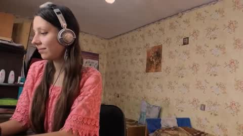 Lisa Salivan online show from November 2025 06:15:02 AM