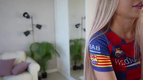 Snapshot of cirilada chatting on September 2025 07:08:02 AM Sandy online show from September 2025 07:08:02 AM