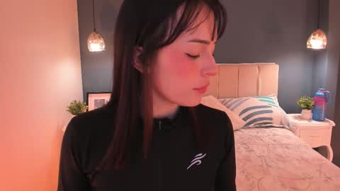 Anna online show from February 2026 04:09:02 AM